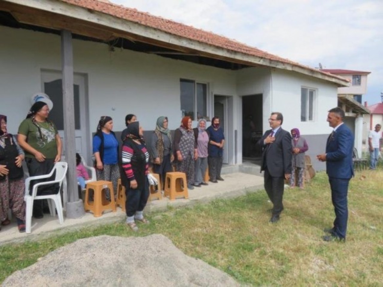 KÖY ZİYARETLERİNE DEVAM EDİYOR