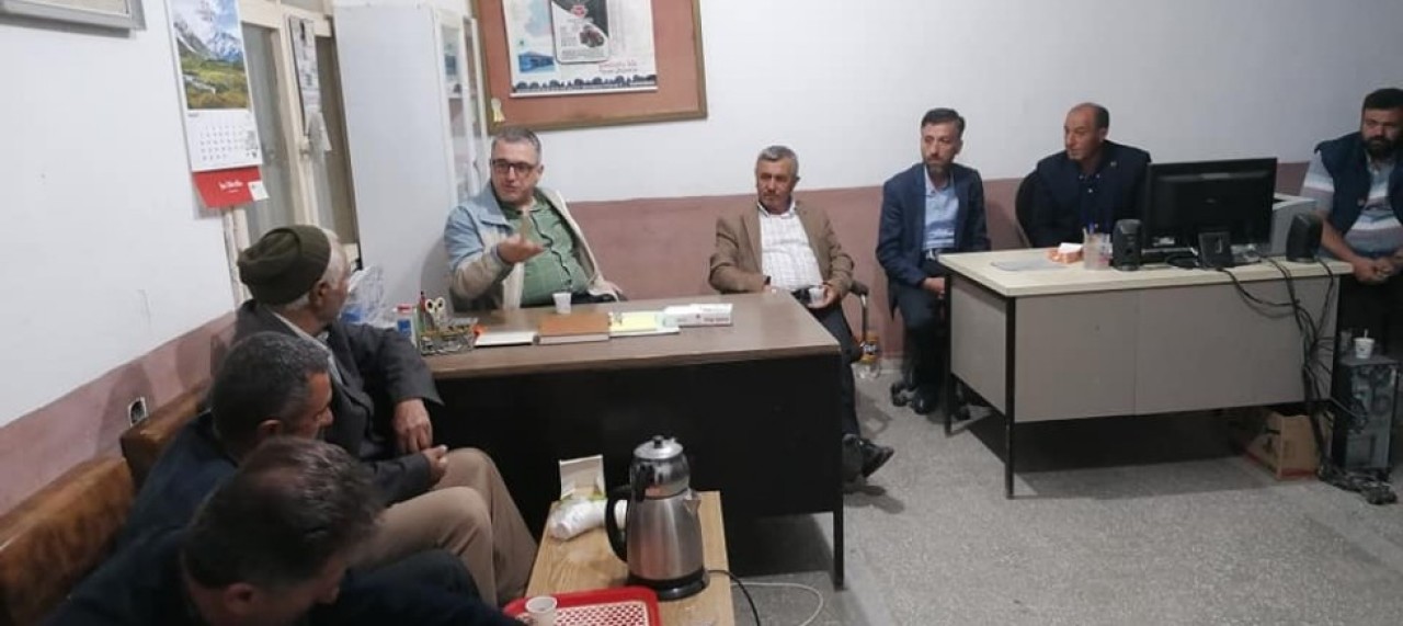 KÖYLÜLERİN SORUNLARINI YERİNDE DİNLEDİ