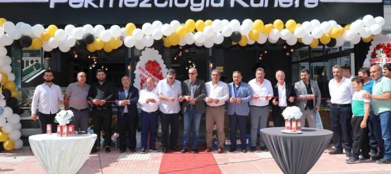 KÜNEFE, PEKMEZCİOĞLU’NDA YENİR