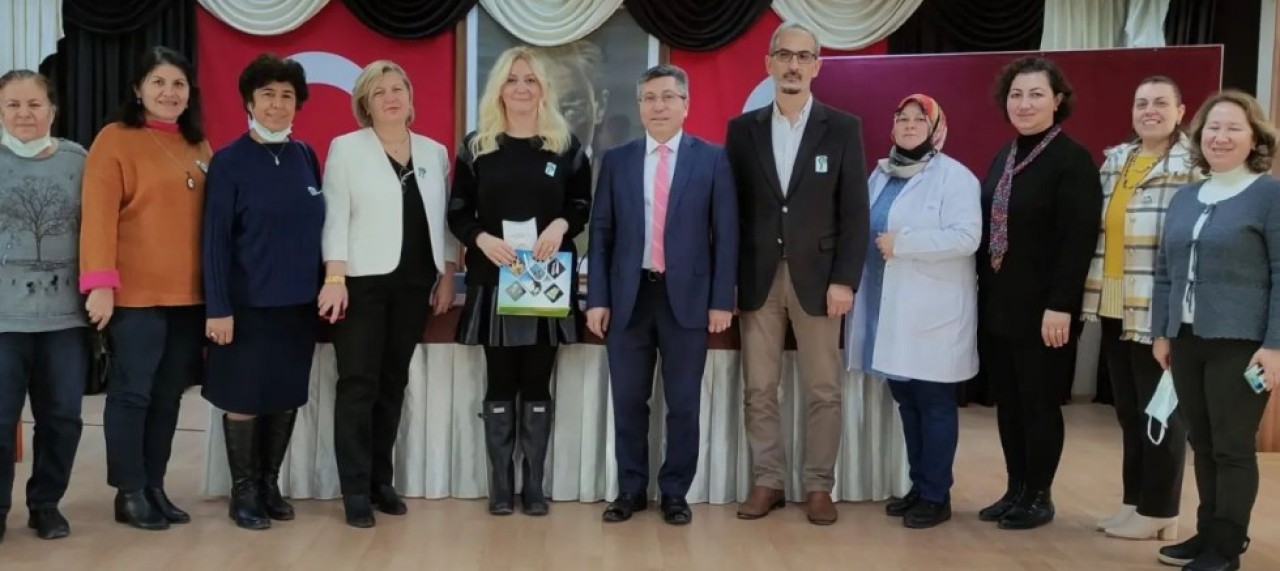 KURSİYERLER BAĞIMLILIK KONUSUNDA BİLGİLENDİRİLDİ