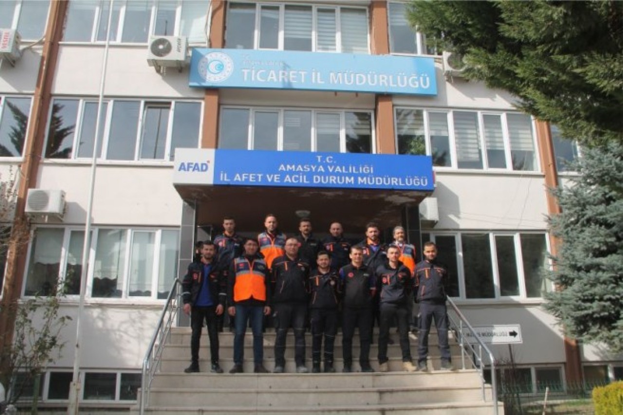 KURTARMA EKİPLERİ O ANLARI ANLATTI