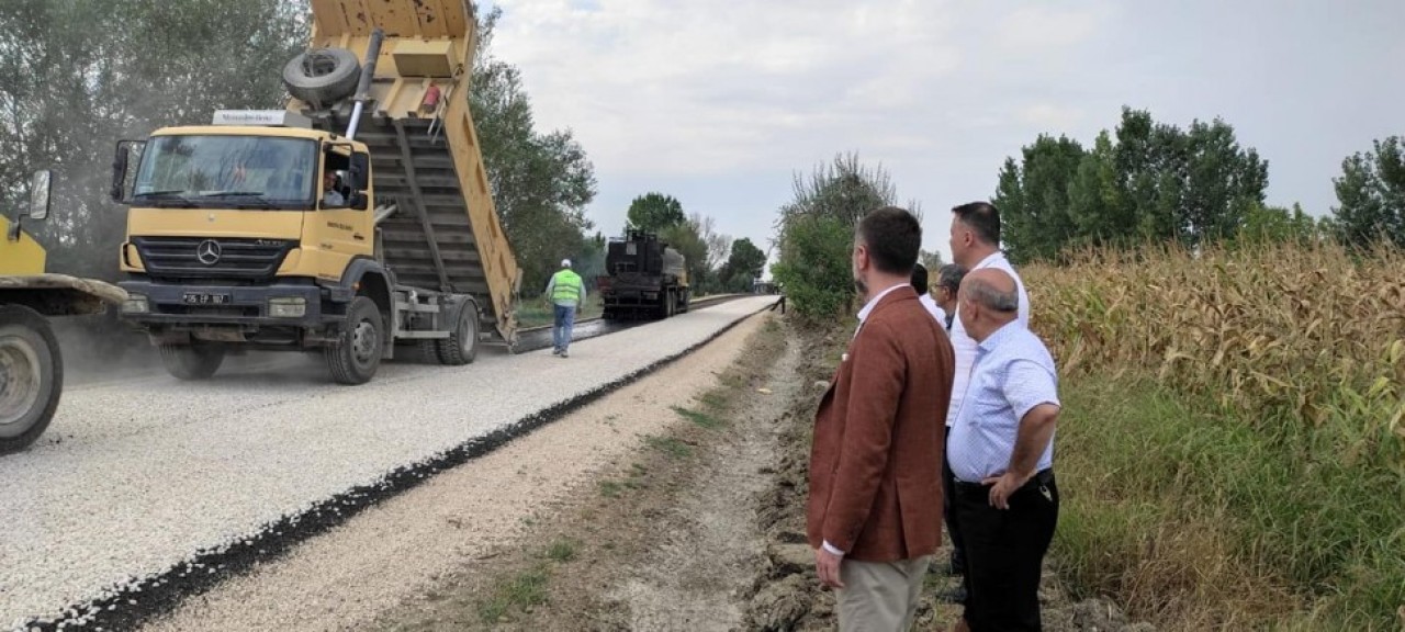"KURTULUŞ YOLU"NUN AMASYA-SULUOVA GÜZERGAHI ASFALTLANIYOR