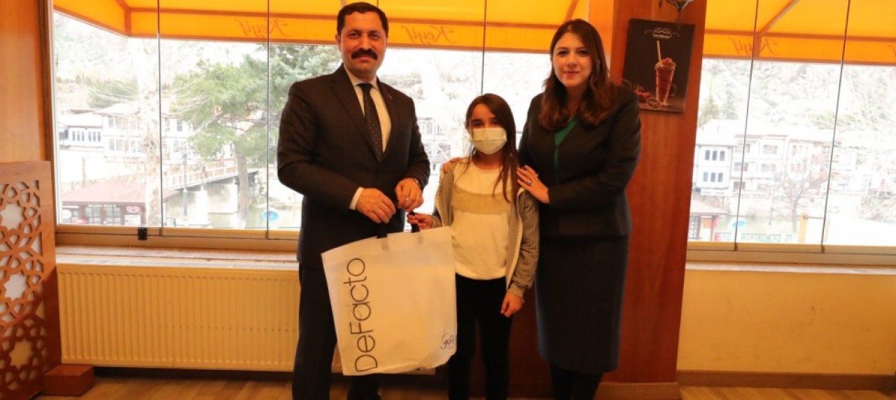 MASATLI ÇİFTİ, ÇOCUKLARLA BİR ARAYA GELDİ