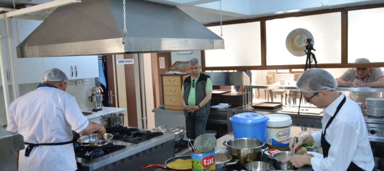 MASTER ŞEFLER ORMANCI OLMAK İÇİN TÜM AŞÇILIK HÜNERLERİNİ GÖSTERDİLER