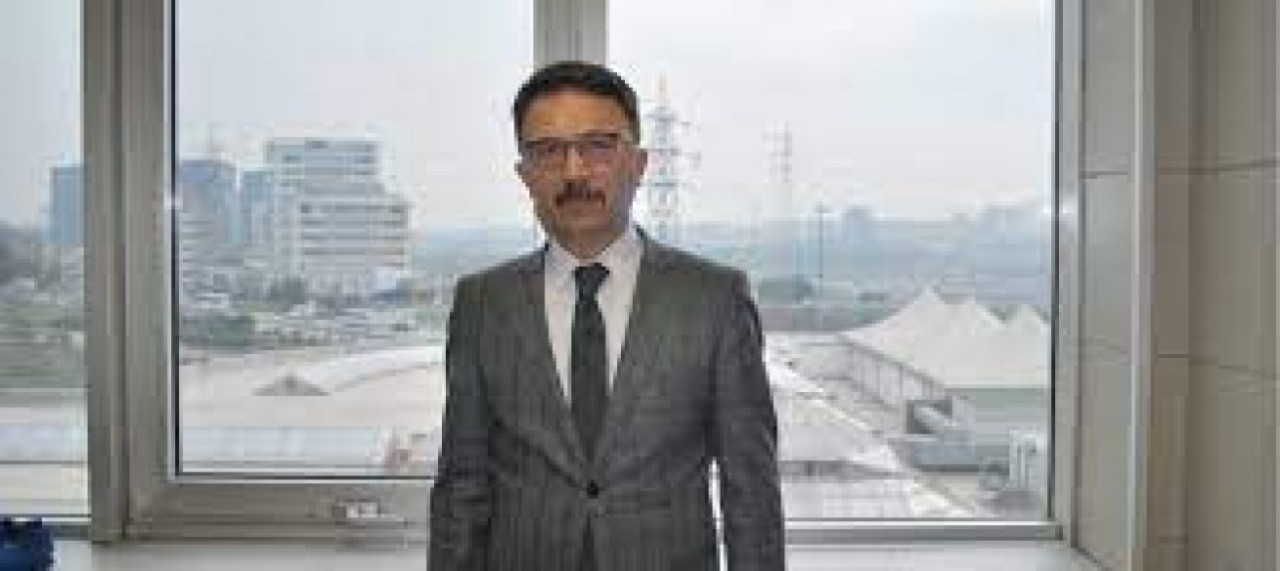 MEHMET AKİF ERSOY, BÜTÜNÜYLE MİLLETİMİZİN KARAKTERİNİ YANSITMAKTADIR