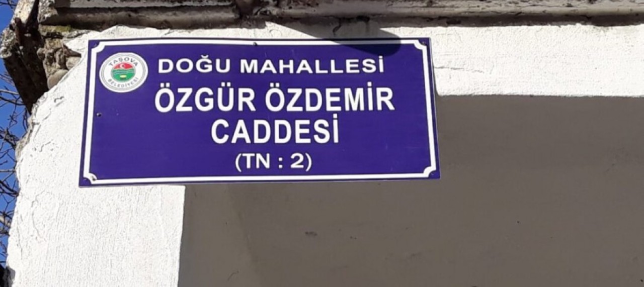 MERHUM BAŞKANLARIN İSMİ CADDELERE VERİLDİ