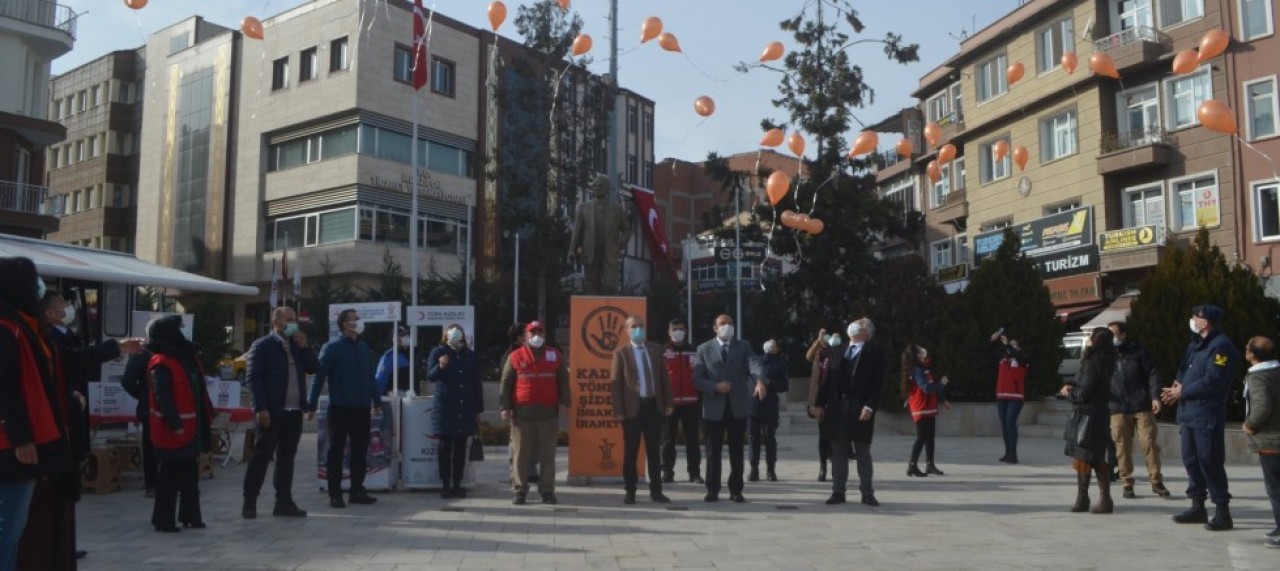 MERZİFON KADINA ŞİDDETE ‘HAYIR’ DEDİ