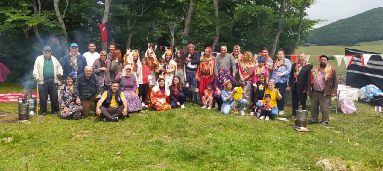 MERZİFON YÖRÜKLERİ PİKNİKTE BULUŞTU