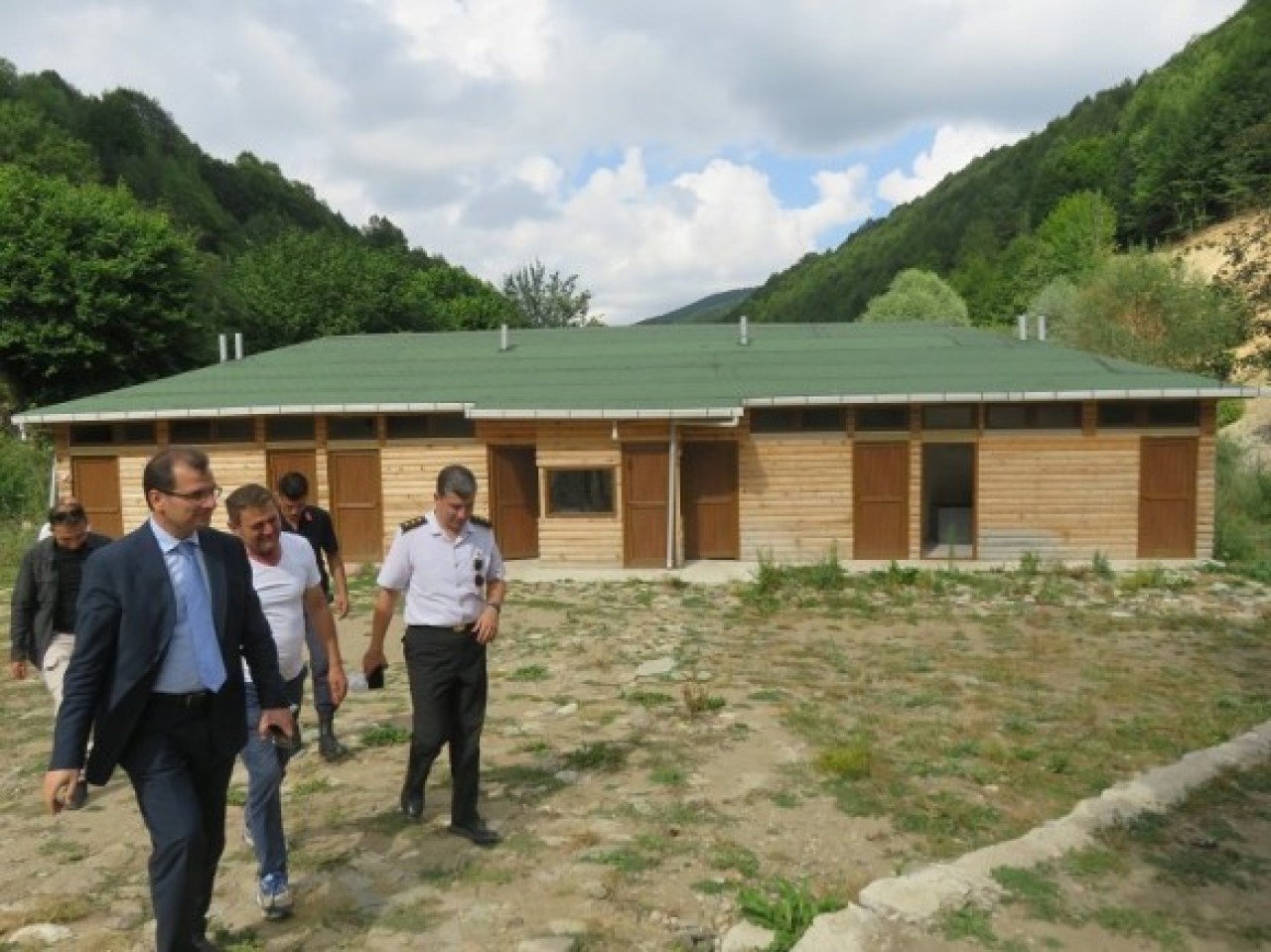 MESİRE ALANINDA İNCELEMELERDE BULUNDU