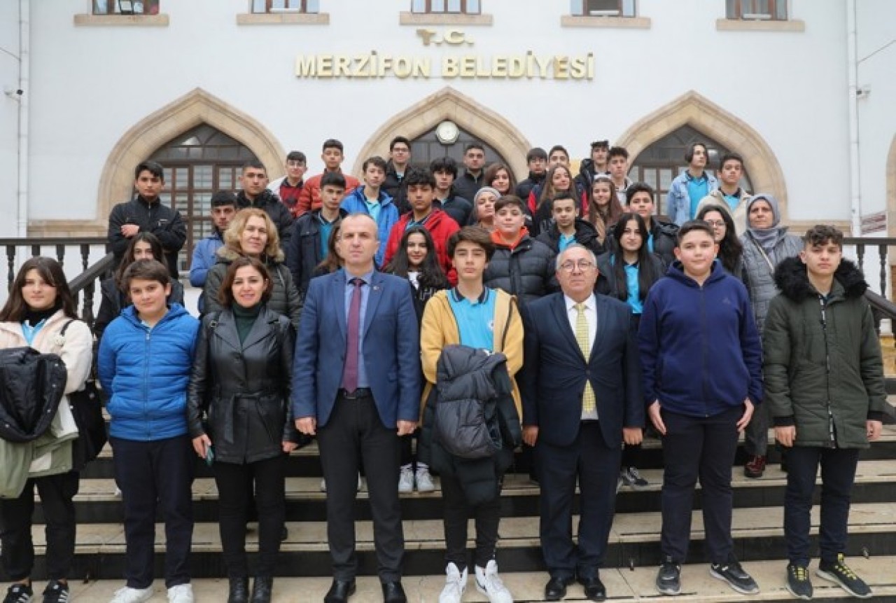 MESLEK LİSELİLER BELEDİYE’Yİ GEZDİ