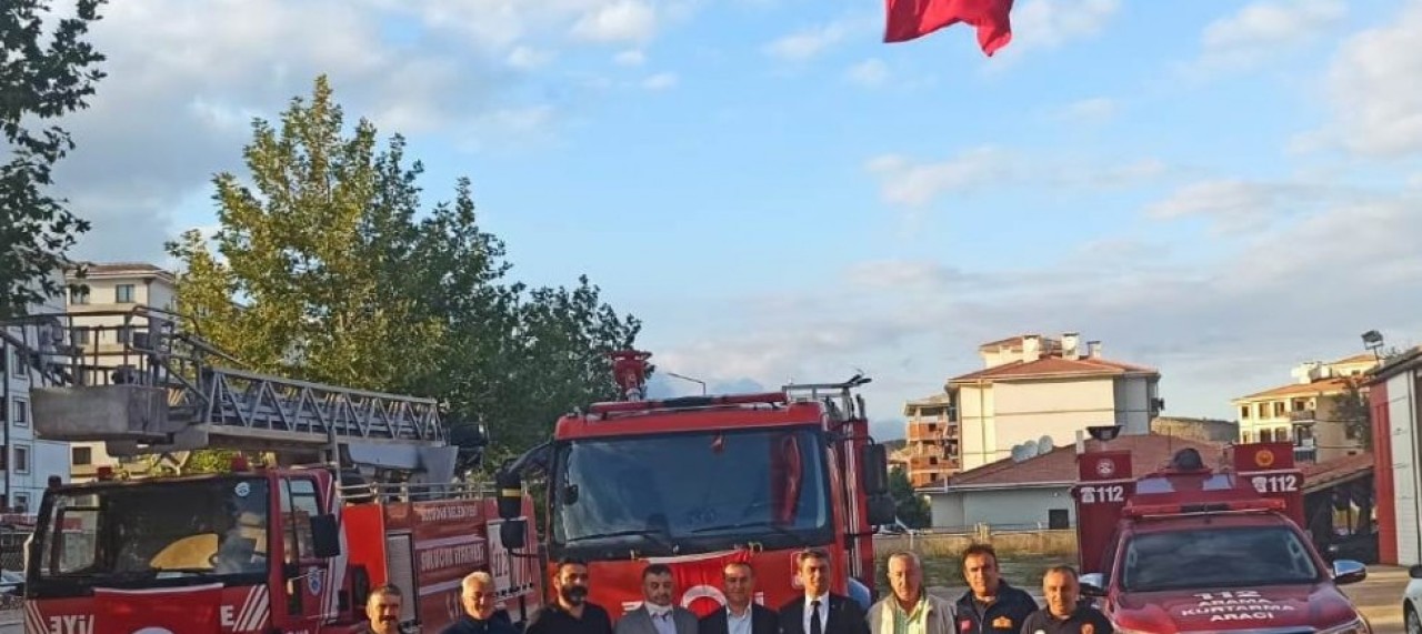 MHP İLÇE TEŞKİLATI İTFAİYE MÜDÜRLÜĞÜNÜ ZİYARET ETTİ