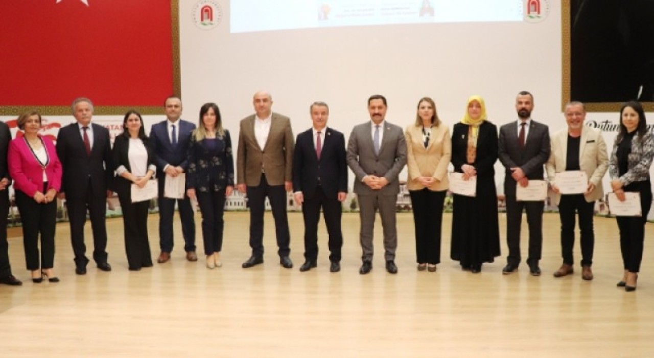 ‘Mihri Hatun Seminerleri’ kapanış programı düzenlendi