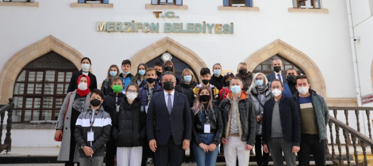 MİSAFİR ÖĞRENCİLERE MERZİFON TANITILDI