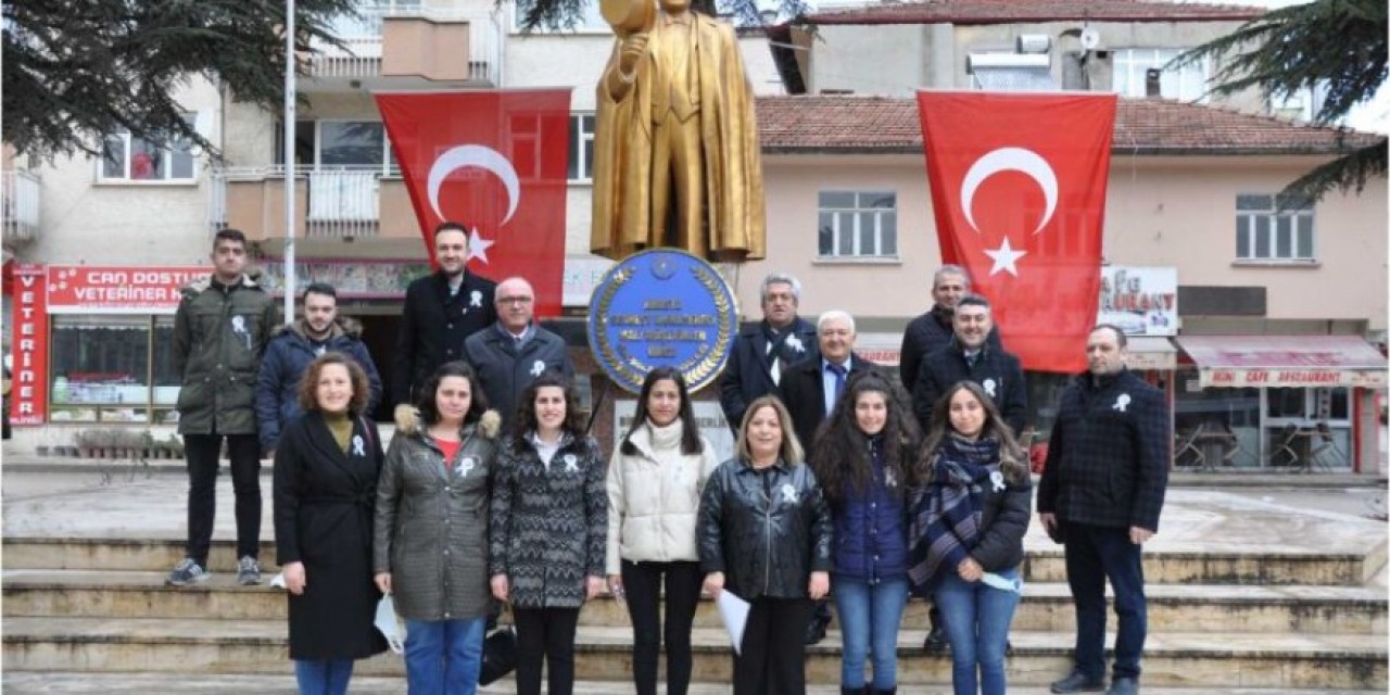 MUHASEBE HAFTASI’NDA ÇELENK SUNULDU
