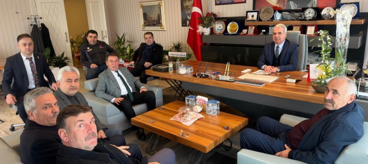 MUHTARLAR DERNEĞİ’NDEN HAYIRLI OLSUN ZİYARETİ