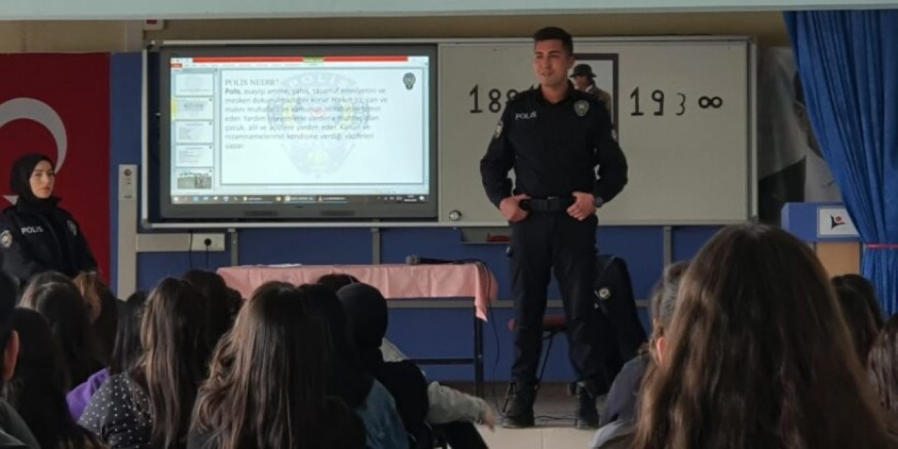 Öğrencilere Polislik Mesleği Tanıtıldı