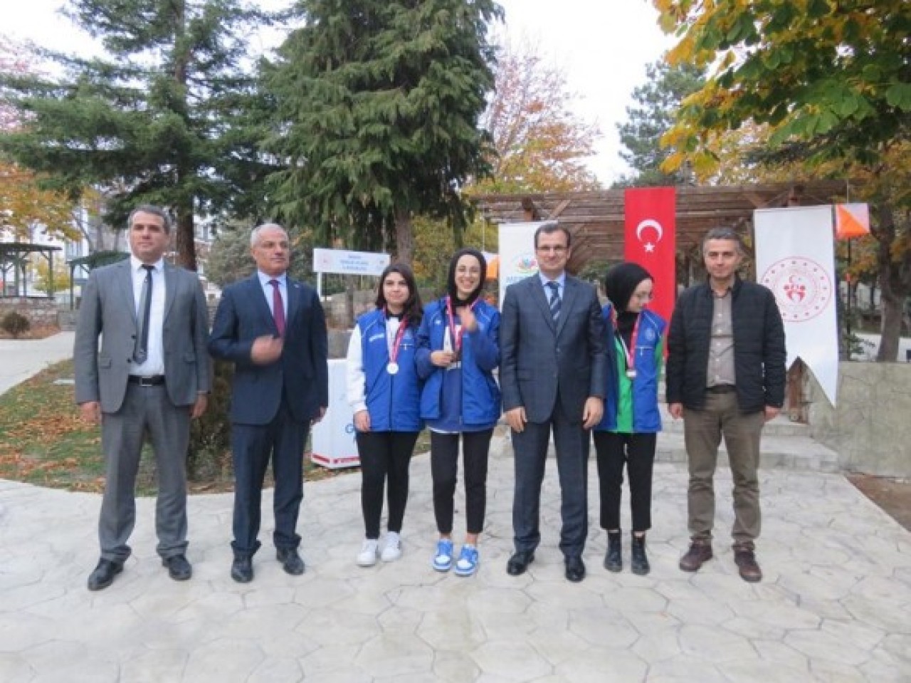 ÖĞRETMENLER ARASI ORYANTİRİNG MÜSABAKALARI DÜZENLENDİ