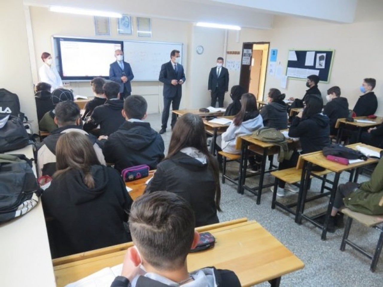 OKULLARDA İNCELEMELERDE BULUNDU