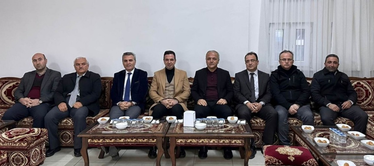 ORUÇLARINI PANSİYONDA KALAN ÖĞRENCİLERLE AÇTILAR