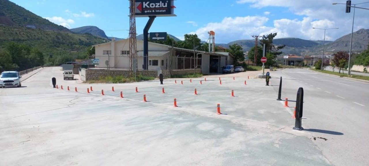 ÖZGÜRLÜK KAVŞAĞI HAYIRLI OLSUN