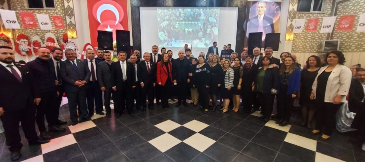 ÖZKOÇ, GÜMÜŞHACIKÖY’DE BİRLİK GECESİNE KATILDI
