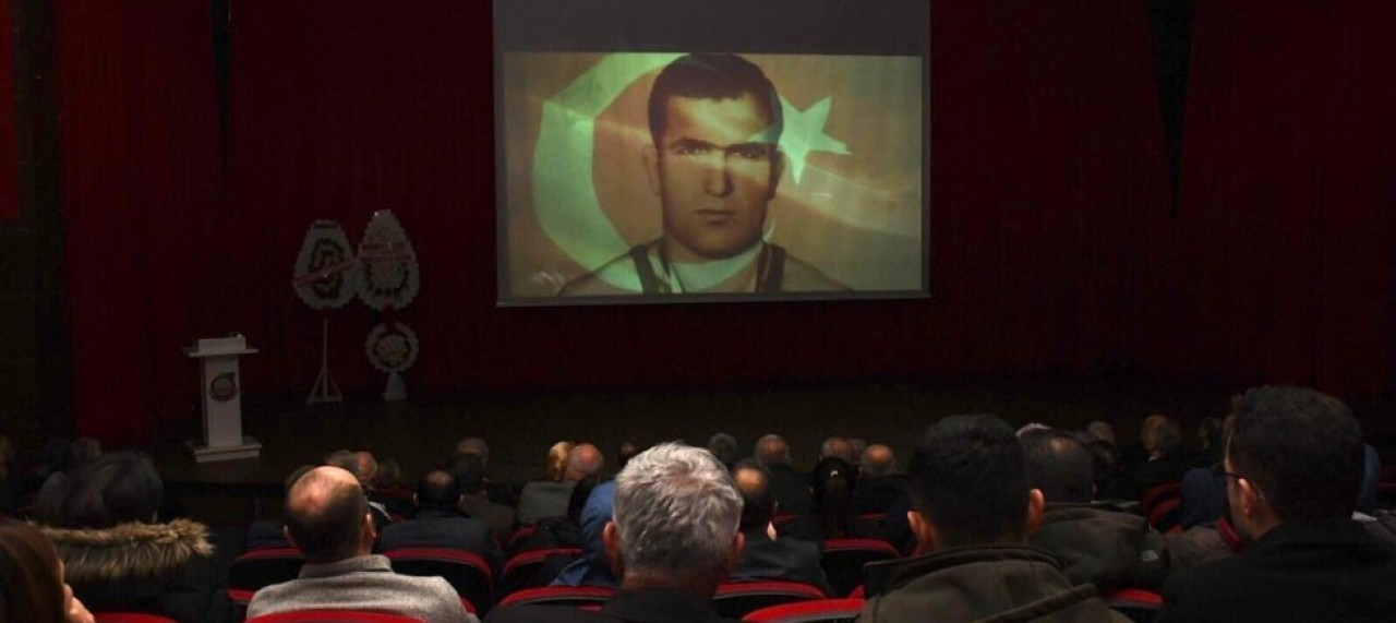 PEHLİVAN BELGESELİ İZLEYİCİ İLE BULUŞTU