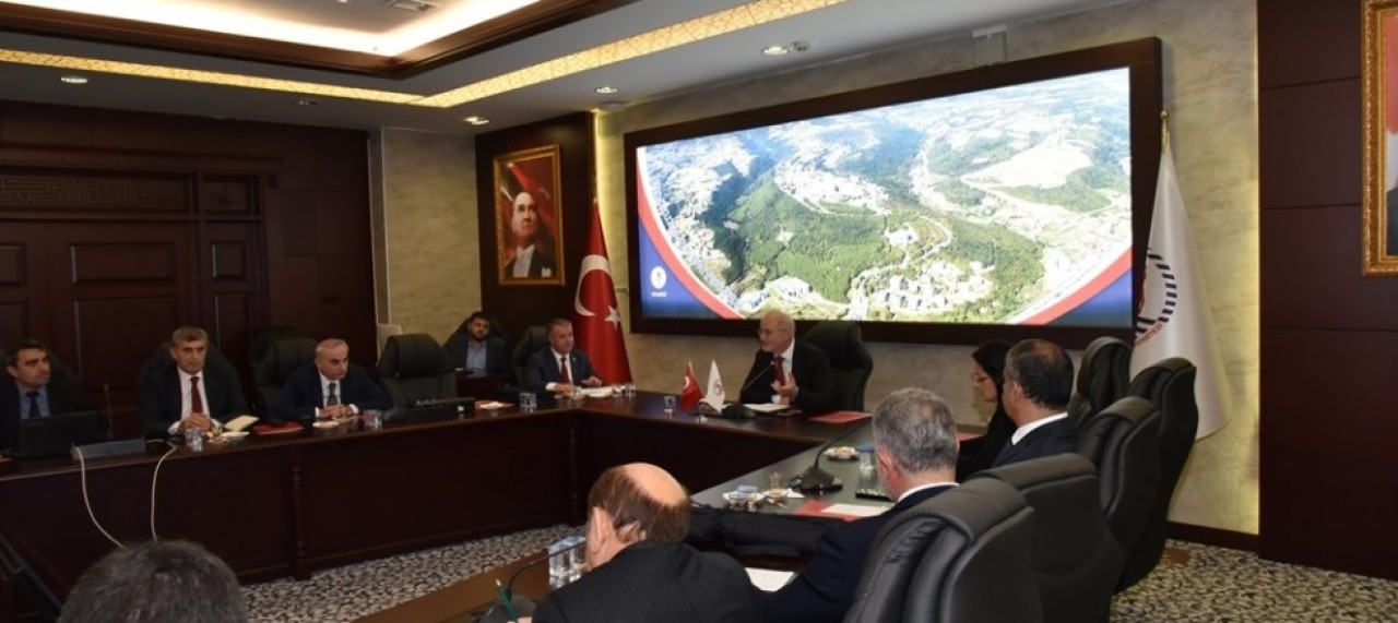 REKTÖR ELMACI OKAF’23 PAYDAŞ HAZIRLIK TOPLANTISINA KATILDI