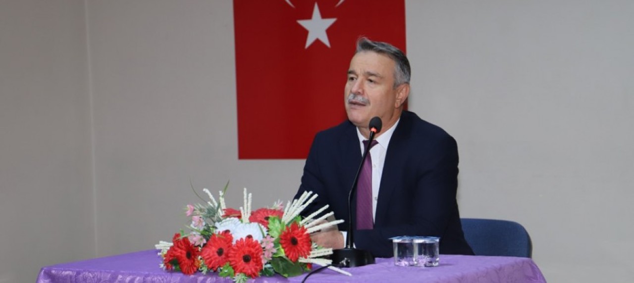 REKTÖR ELMACI, SOSYAL BİLİMLER LİSESİ ÖĞRENCİLERİYLE BULUŞTU