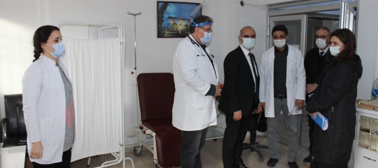 SAĞLIK HİZMETLERİNİ YERİNDE DENETLEDİ