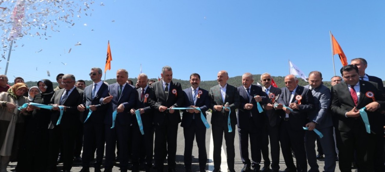 SANAYİ MAHALLESİ KÖPRÜSÜ TÖRENLE AÇILDI