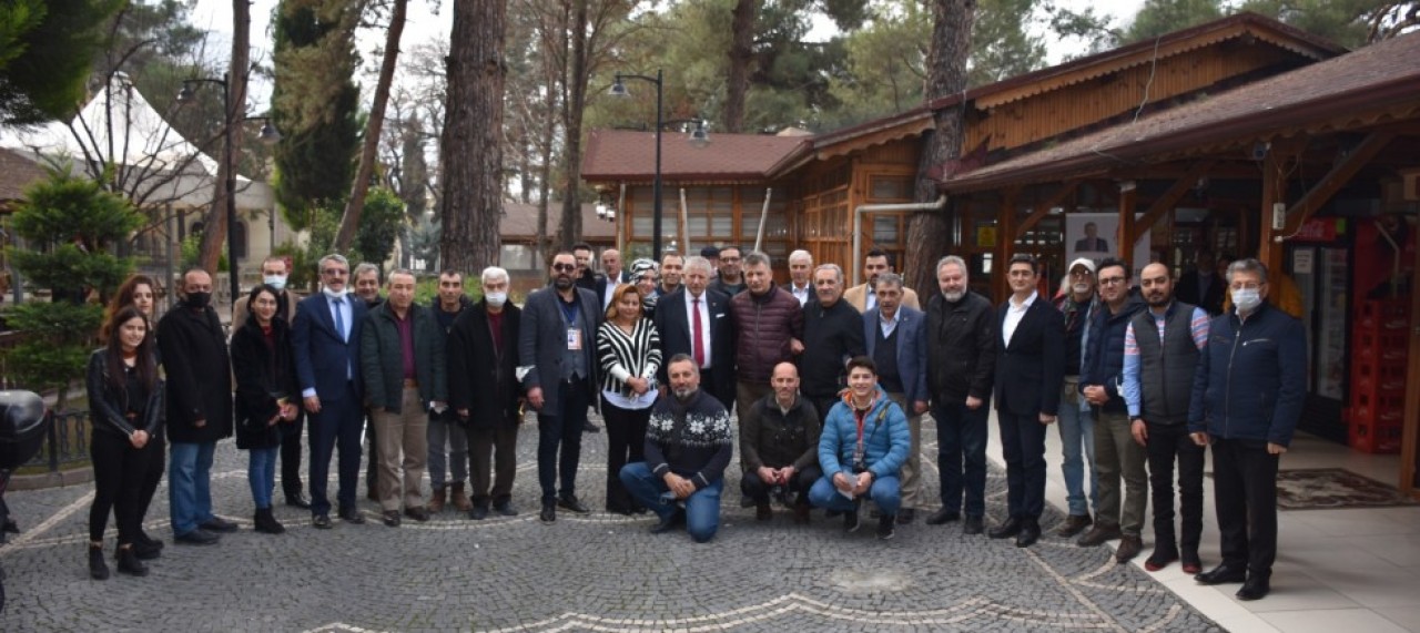 SARI: “DOĞRU VE TARAFSIZ HABERLERİ SİZLERDEN ÖĞRENİYORUZ”