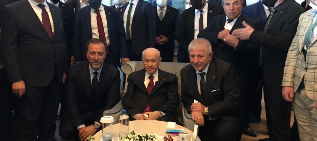 SARI, MHP’Lİ BELEDİYELERİN BİR ARAYA GELDİĞİ KAMP PROGRAMINA KATILDI