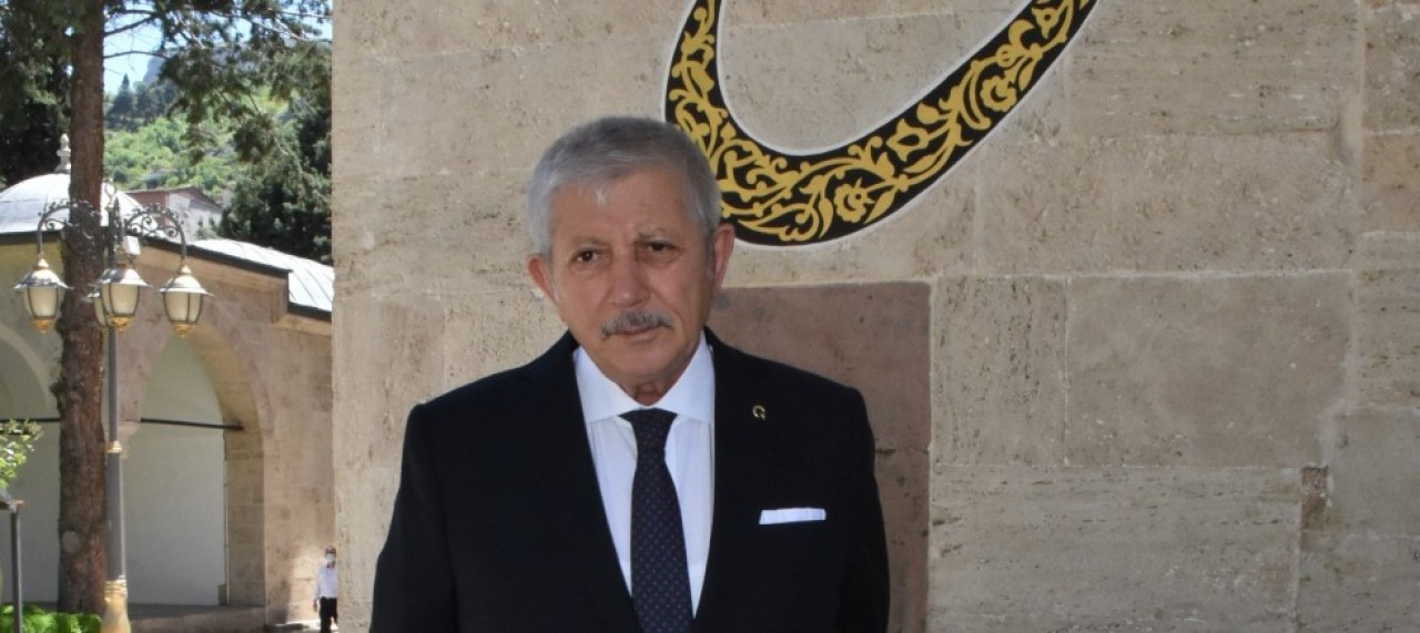 SARI: ‘PEYGAMBER EFENDİMİZİN DOĞDUĞU GÜN OLAN MEVLİD KANDİLİ, KUTLU BİR OLAYDIR’