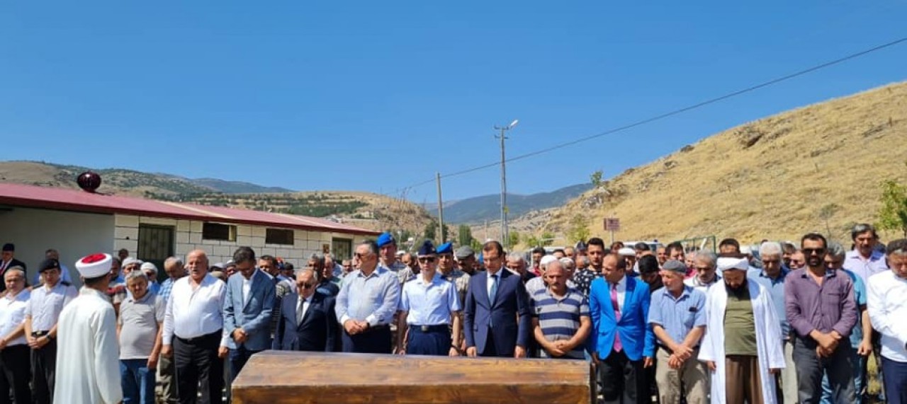 ŞEHİDİMİZİN BABASI SON YOLCULUĞUNA UĞURLANDI