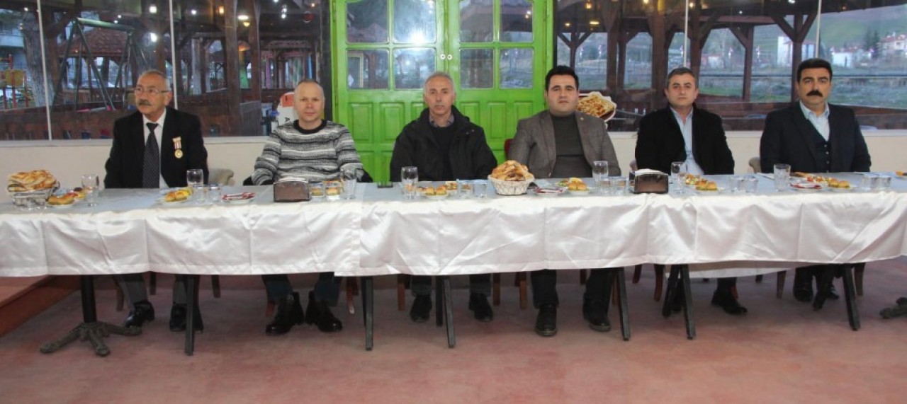 ŞEHİT AİLELERİ VE GAZİLER İÇİN İFTAR DÜZENLENDİ