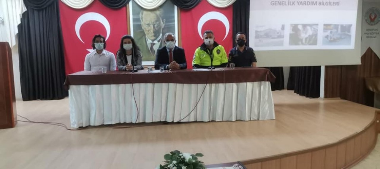 SERVİS ŞOFÖRLERİNE EĞİTİM VERİLDİ