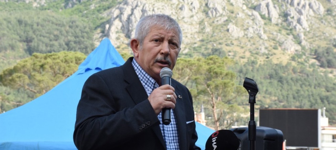 SİZLERİ YENİ BİR GELECEK BEKLİYOR