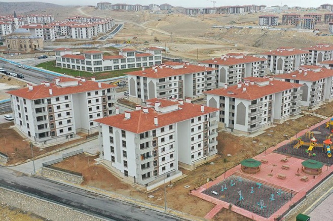 SOSYAL KONUTLARIN TEMELLERİ 25 EKİM’DE ATILACAK