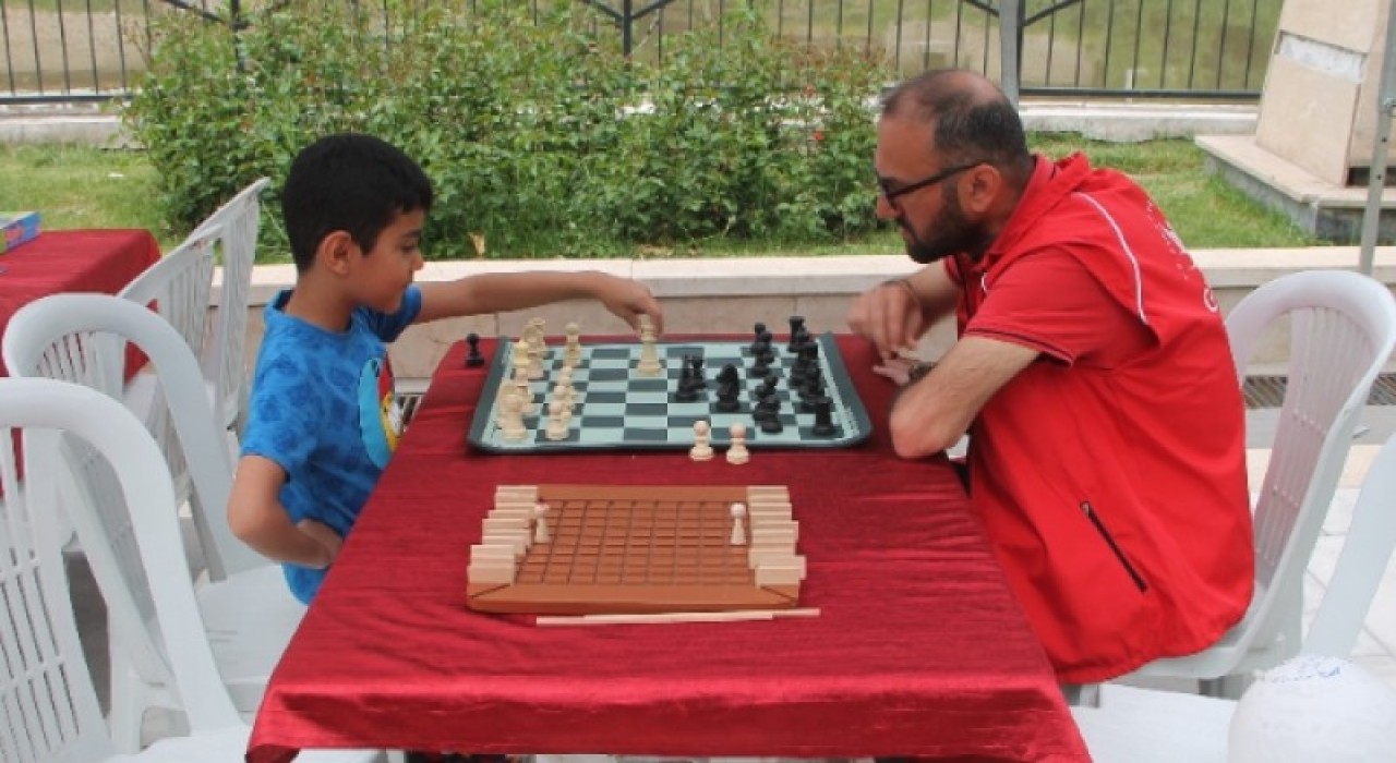 SOSYAL MEDYADAN SOSYAL MEYDANA