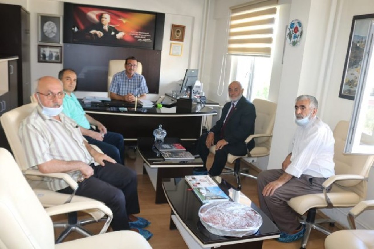 SP YÖNETİMİNDEN HUZUREVİ ZİYARETİ