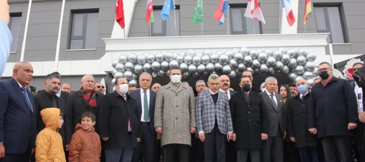 SULUOVA’DA İKİ İŞLETME FAALİYETE BAŞLADI
