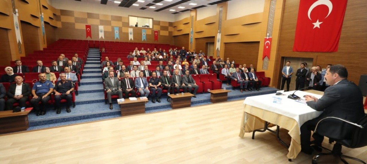 SULUOVA’DA MUHTARLAR TOPLANTISI YAPILDI