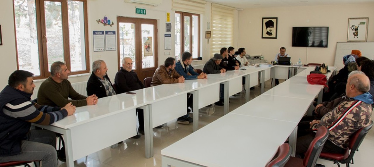 SÜT EVİ PERSONELLERİ TOPLANTISI YAPILDI