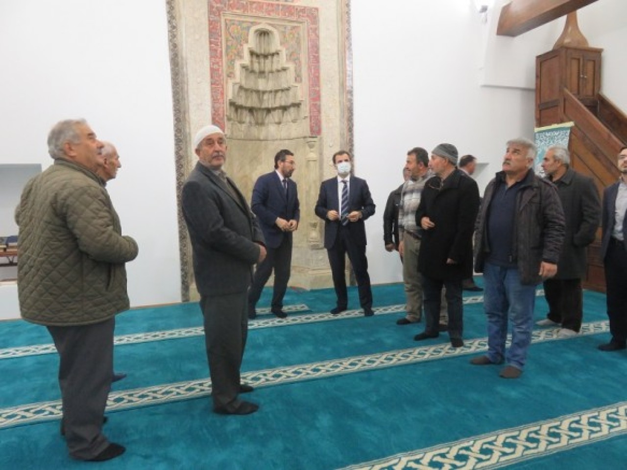 TADİLATI TAMAMLANAN CAMİİ DE İNCELEMELERDE BULUNDU