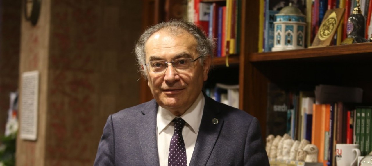 TARHAN: “EVLİLİKTE AKLİ VE KALBİ YÖNDEN DENKLİK ÖNEMLİ”