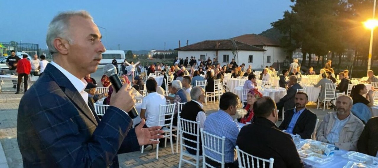 TAŞOVA BELEDİYESİ TOKİ SAKİNLERİNE İFTAR VERDİ
