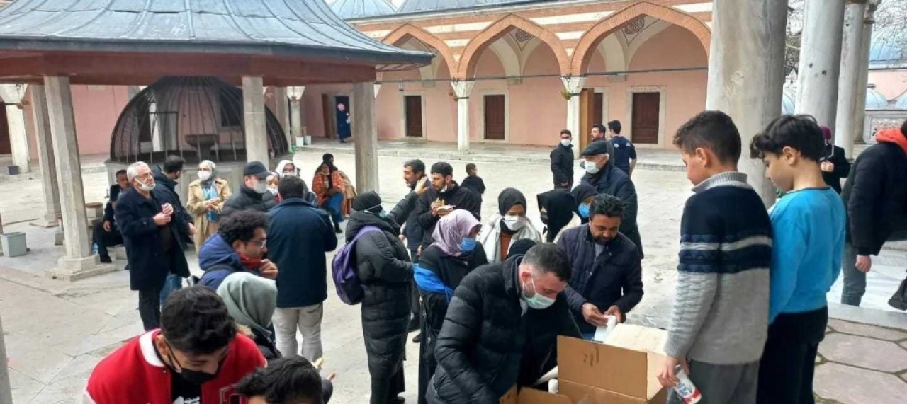 TAŞOVALI AİLELER İÇİN HAYIR LOKMASI DAĞITILDI