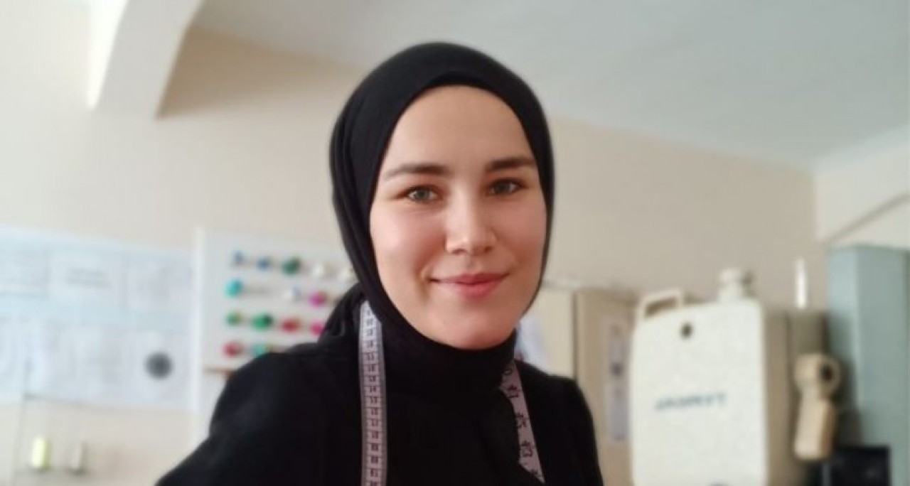 TERZİLİK SANATINI ONLİNE TAŞIYAN 25 YAŞINDAKİ GİRİŞİMCİ