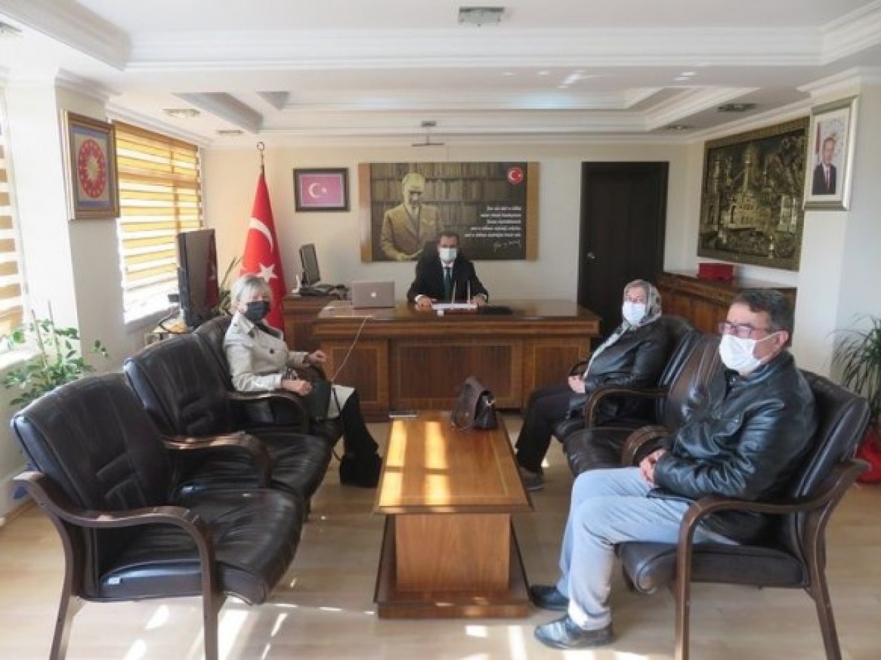 TOPAL’DAN KAYMAKAM GÜLDOĞAN’A ZİYARET