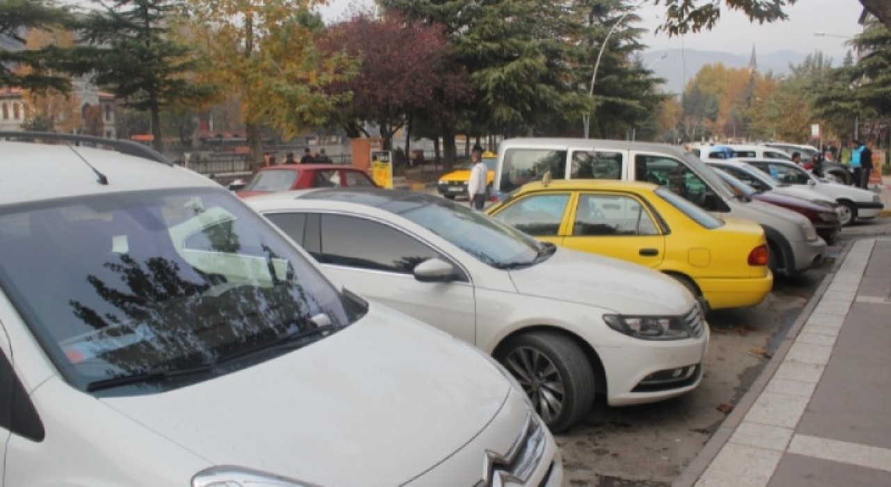 TRAFİĞE KAYITLI ARAÇ 126 BİN